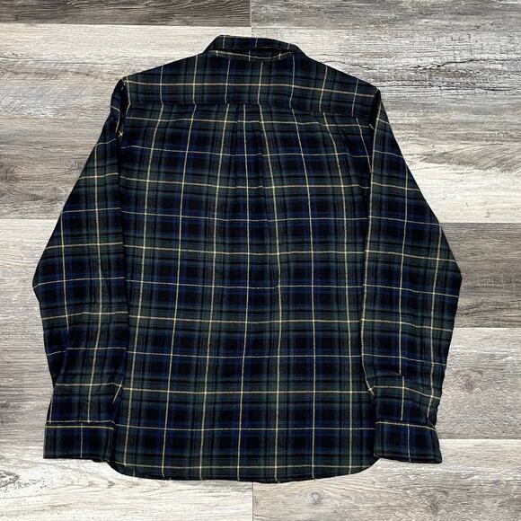 Eddie Bauer Favorite Flannel Tartan Blue Mens M Relaxed Fit Outdoor Button Shirt - Picture 3 of 9
